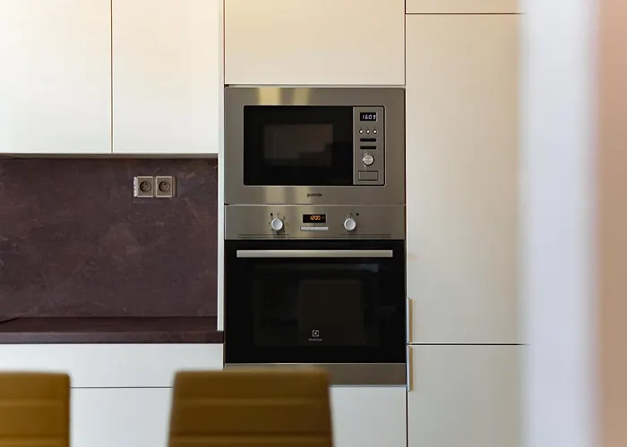 Apartman 2-bedroom With Balcony And Parking
