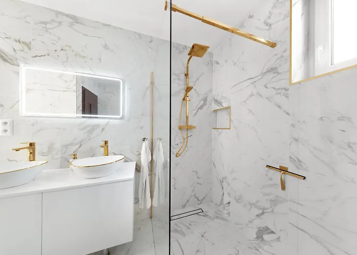 2-bedroom With Balcony And Parking Lejlighed *